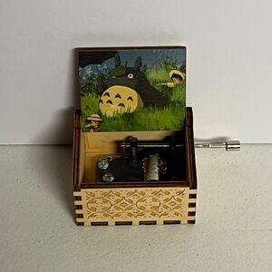 Totoro Mei Satsuki Hand Crank Wooden Music Box Anime Studio Ghibli Musical